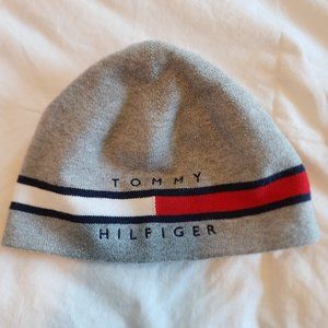 Tommy Hilfiger Beanie (Great condition) Worn Once)